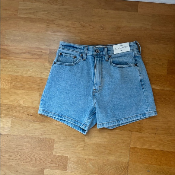 High Rise 4 Inch Mom Short - Picture 3 of 6